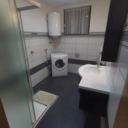 Apartment Stefanija, Vinkuran
