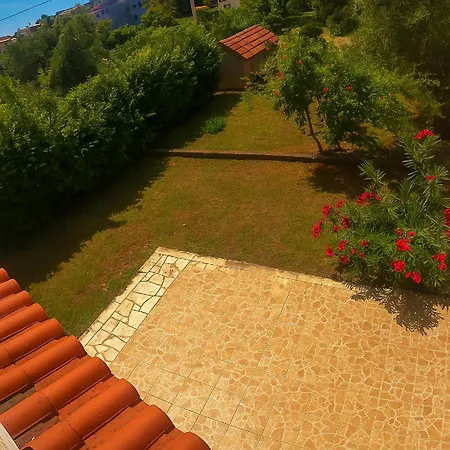 Apartment Stefanija, Vinkuran